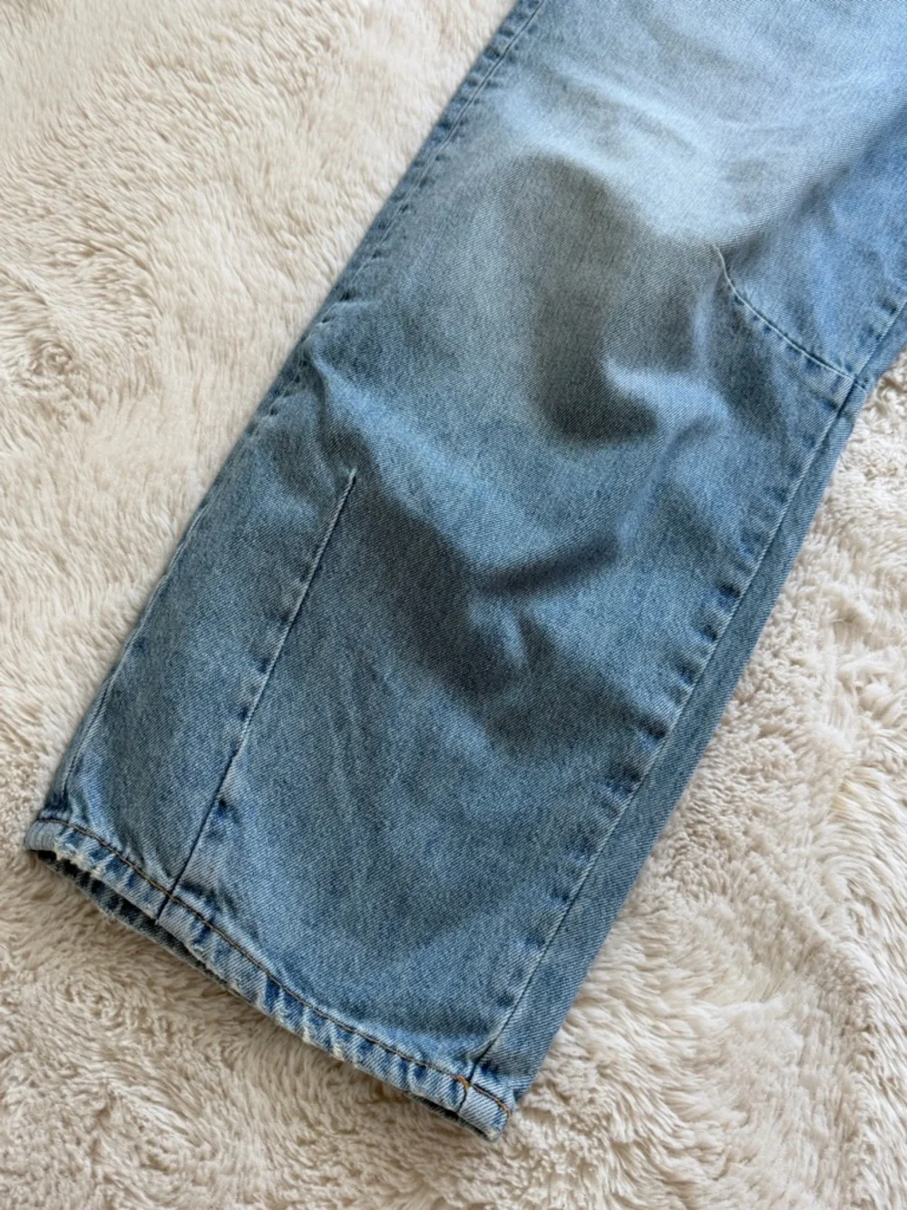 TRF MID WAIST BAGGY
BALLOON JEANS
29 (US 8) | LIGHT BLUE - Picture 7 of 7